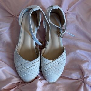 Women's Ankle-Strap Pointed Toe Flats in Light Beige